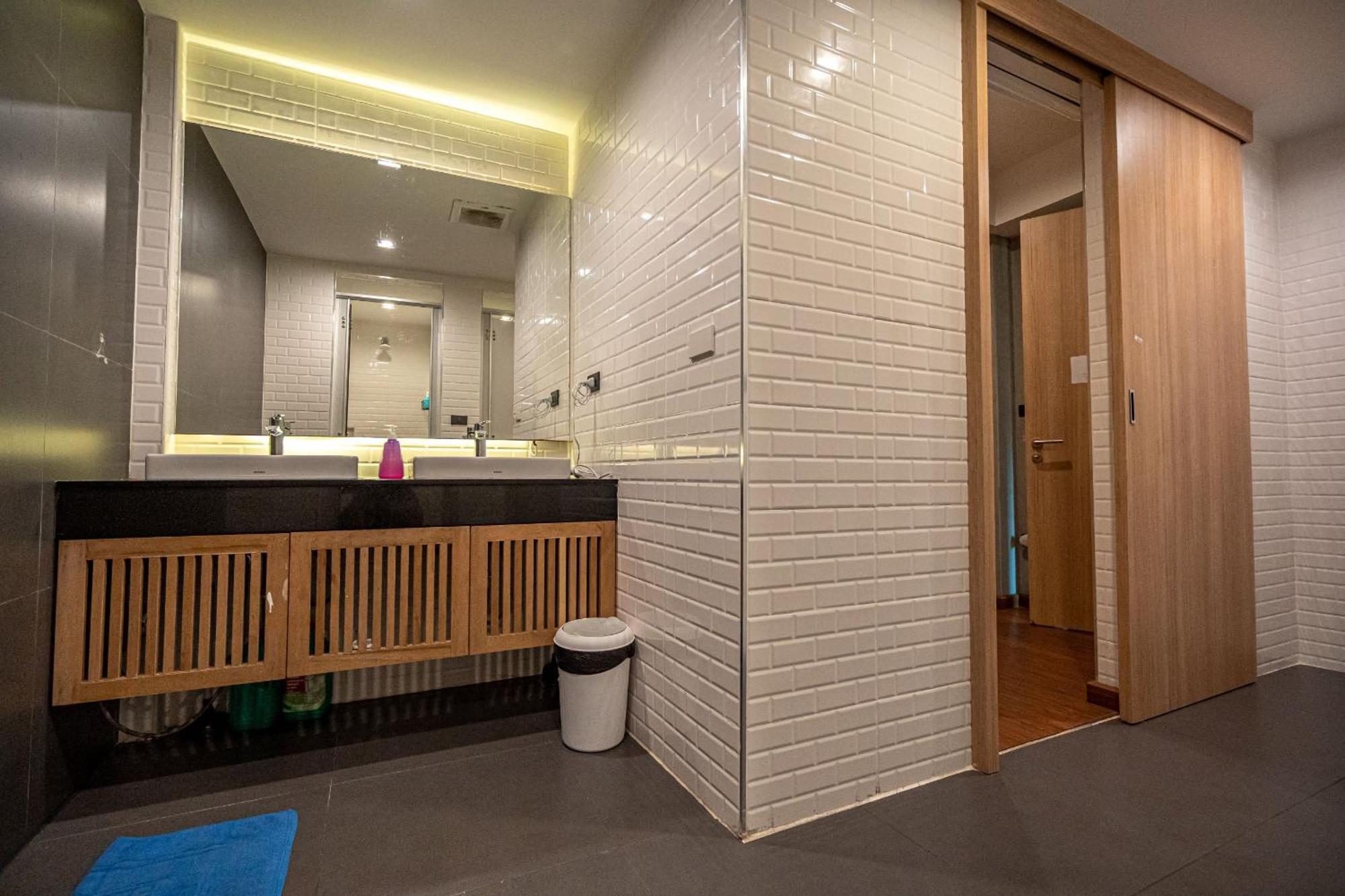 Albergue Poshtel (adults Only)